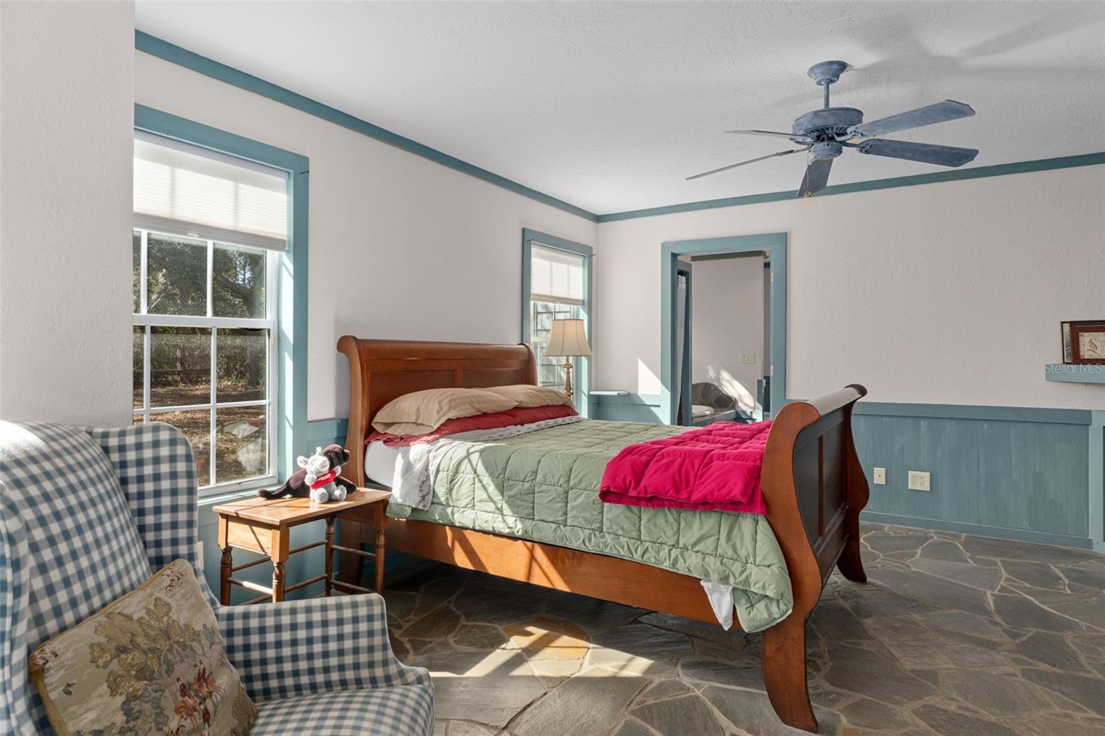 Image 21 of 80 For 4210 Horseshoe Drive