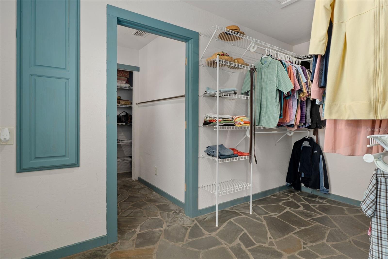 Image 24 of 80 For 4210 Horseshoe Drive