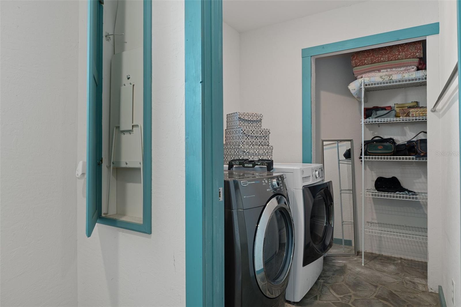 Image 25 of 80 For 4210 Horseshoe Drive