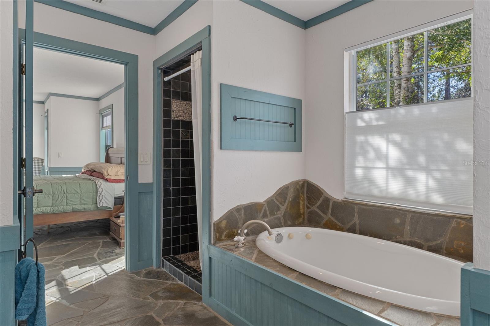 Image 27 of 80 For 4210 Horseshoe Drive