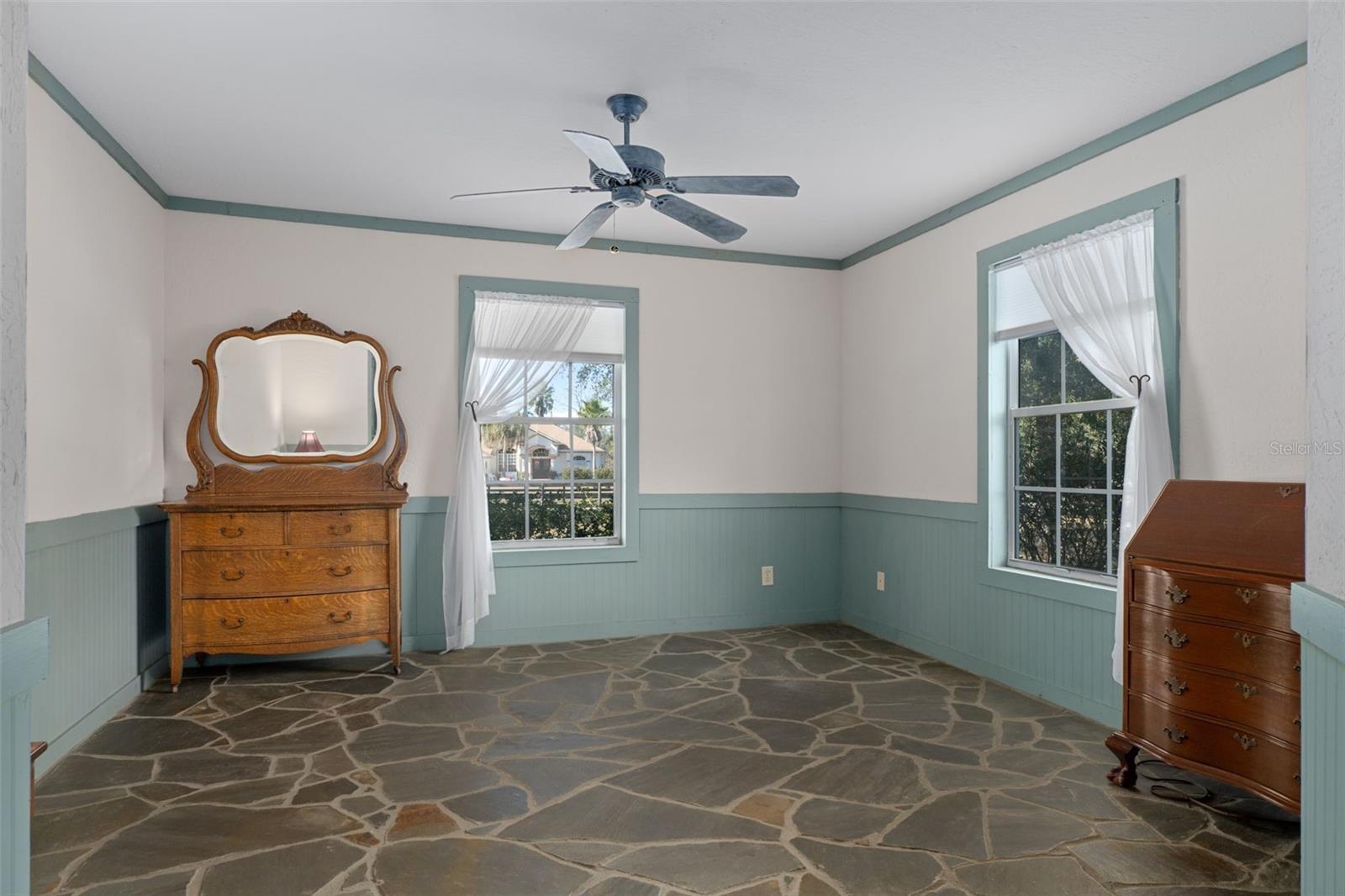 Image 32 of 80 For 4210 Horseshoe Drive