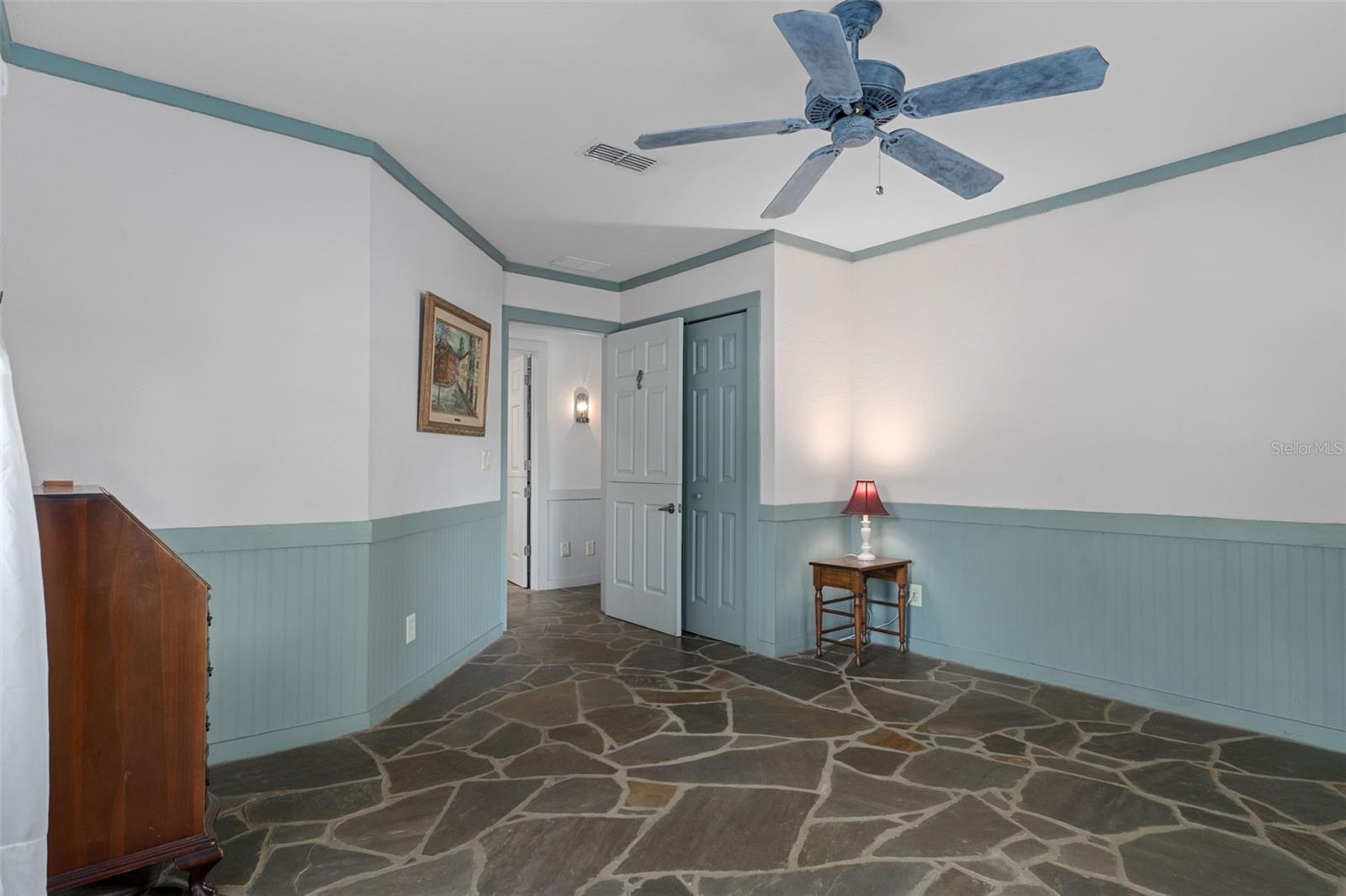 Image 33 of 80 For 4210 Horseshoe Drive