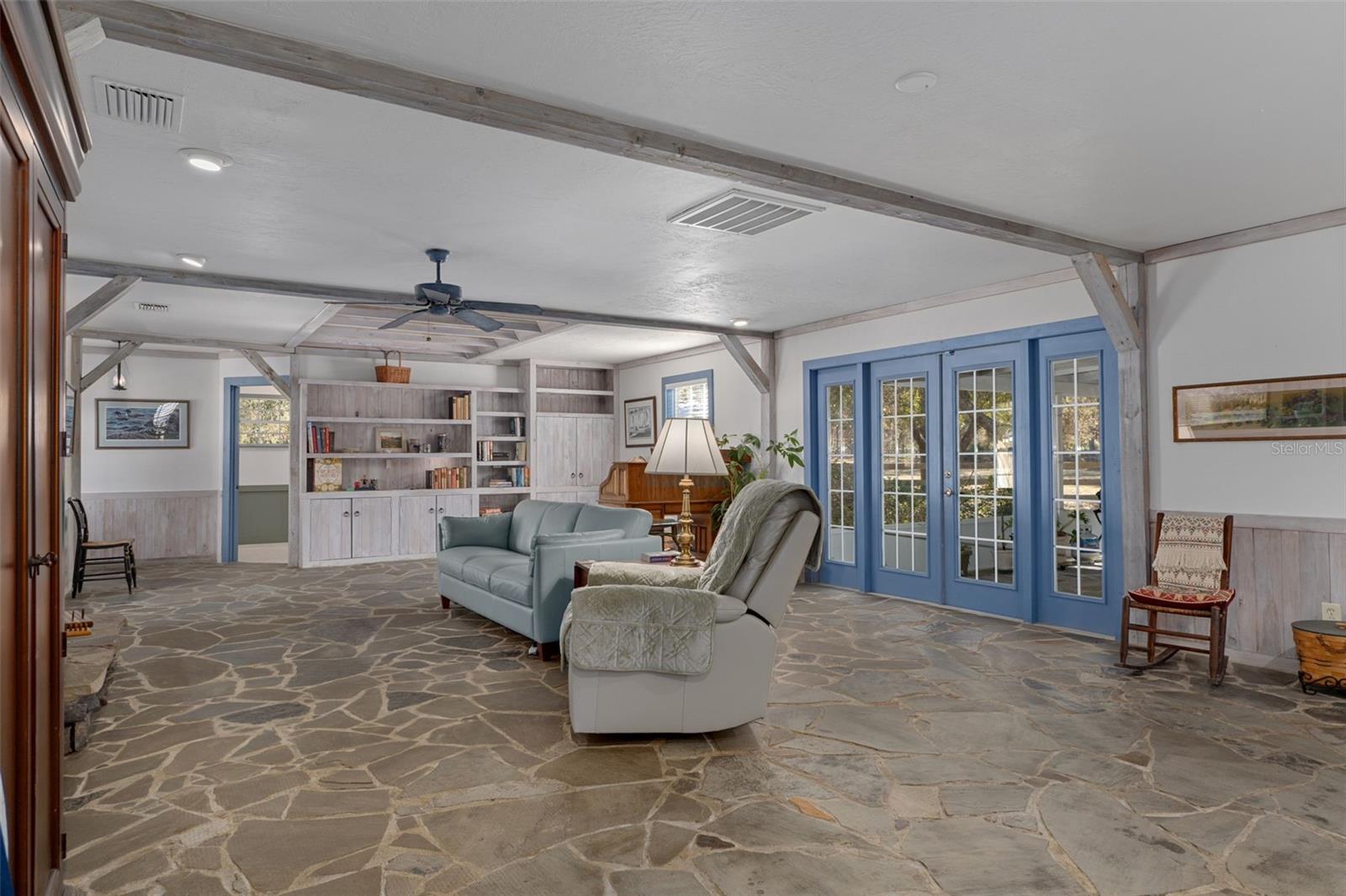 Image 43 of 80 For 4210 Horseshoe Drive