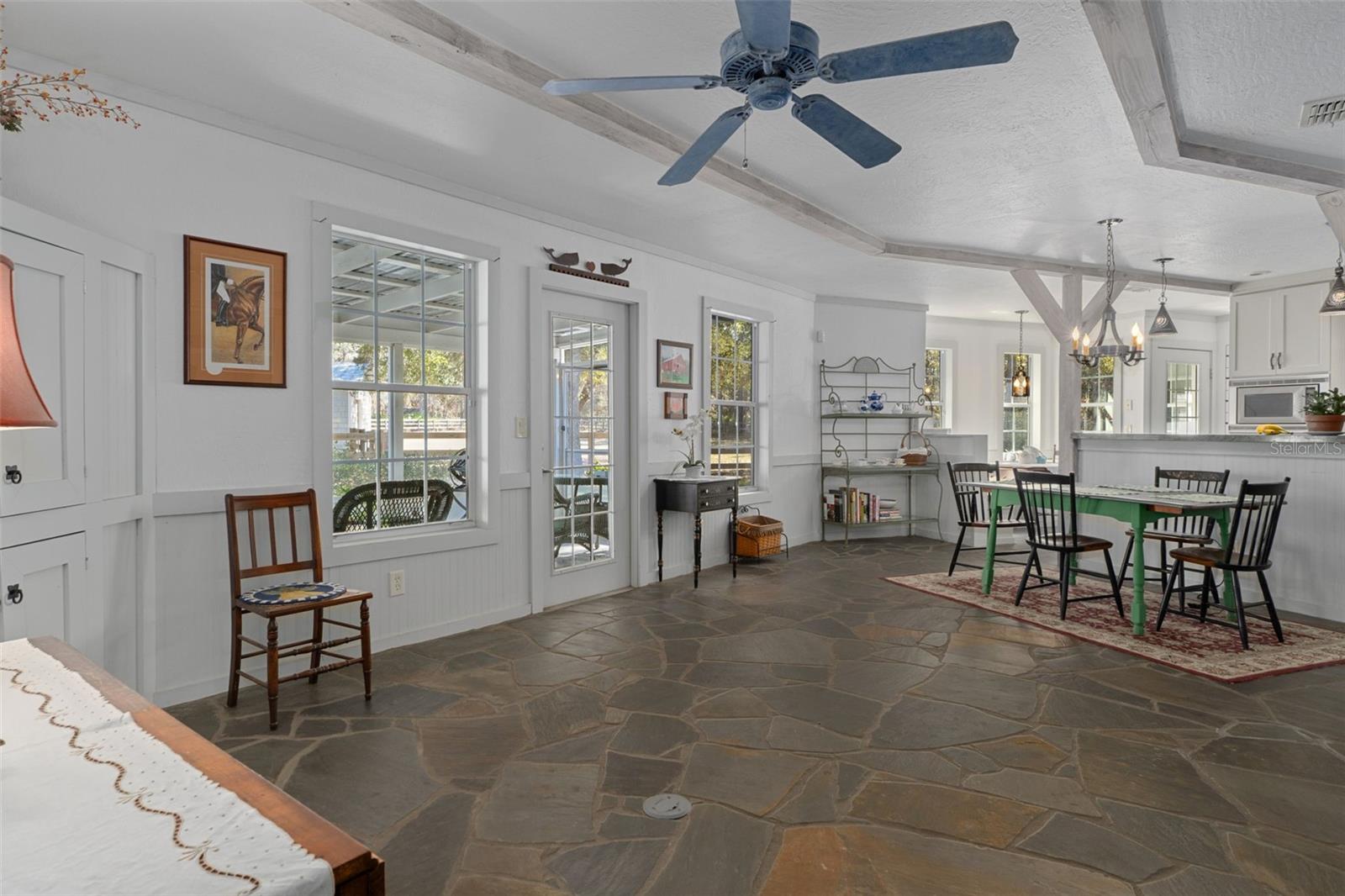 Image 9 of 80 For 4210 Horseshoe Drive