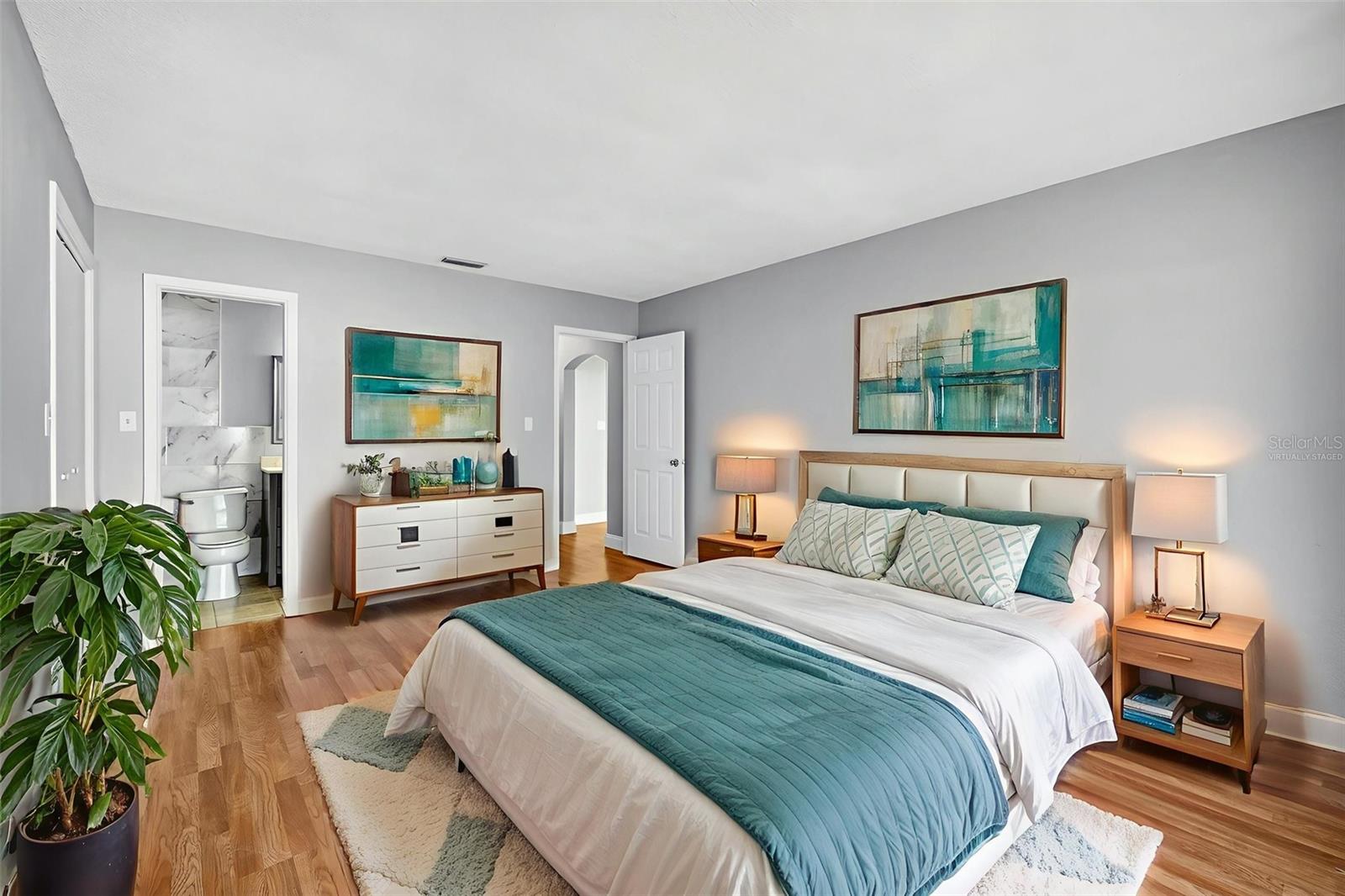 Image 10 of 17 For 8233 Redfield Drive