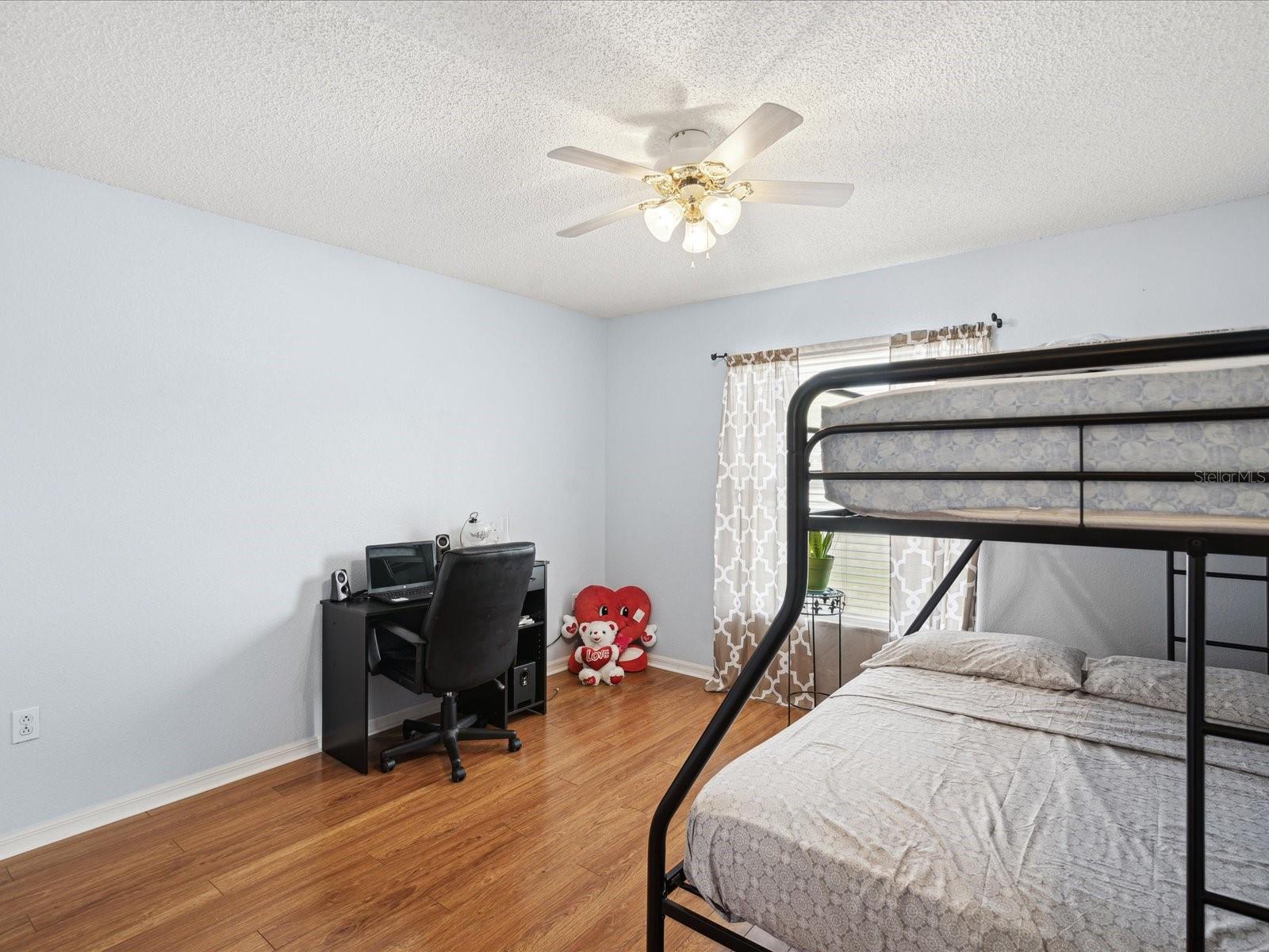 Image 25 of 43 For 11509 Tuscanny Avenue