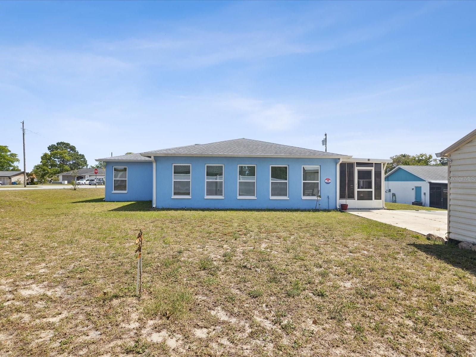 Image 35 of 43 For 11509 Tuscanny Avenue