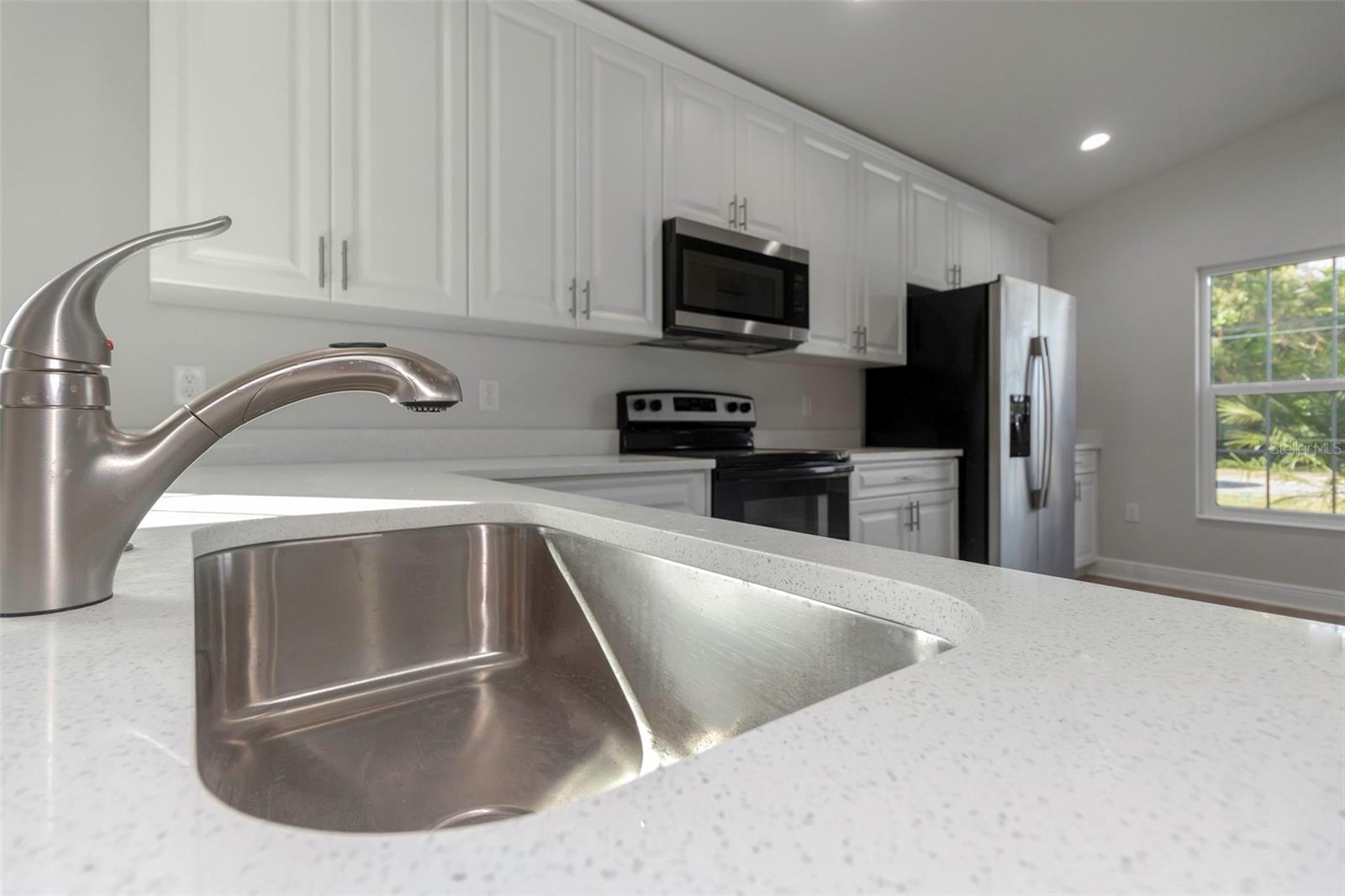 Image 13 of 42 For 6920 Washington Street