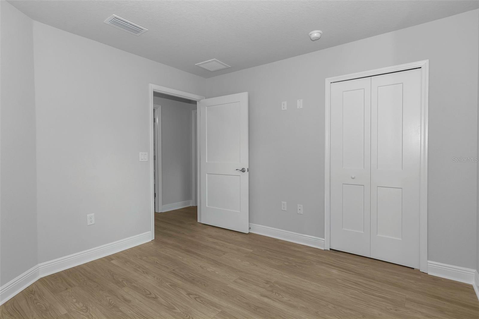 Image 27 of 42 For 6920 Washington Street