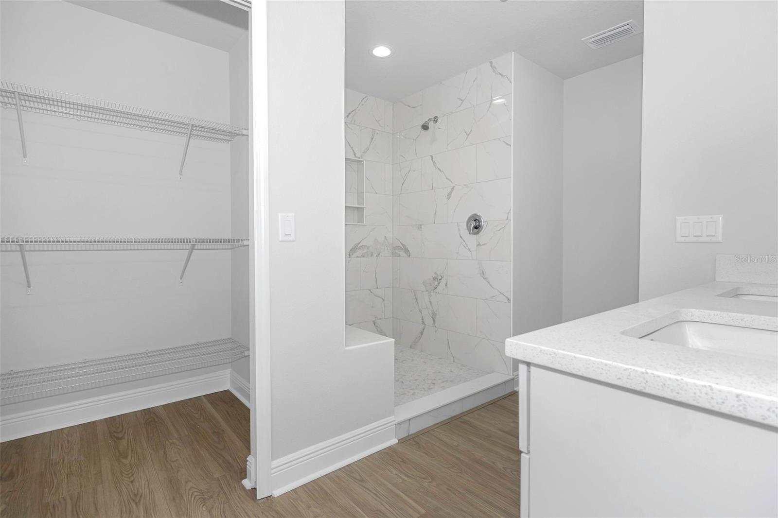 Image 33 of 42 For 6920 Washington Street