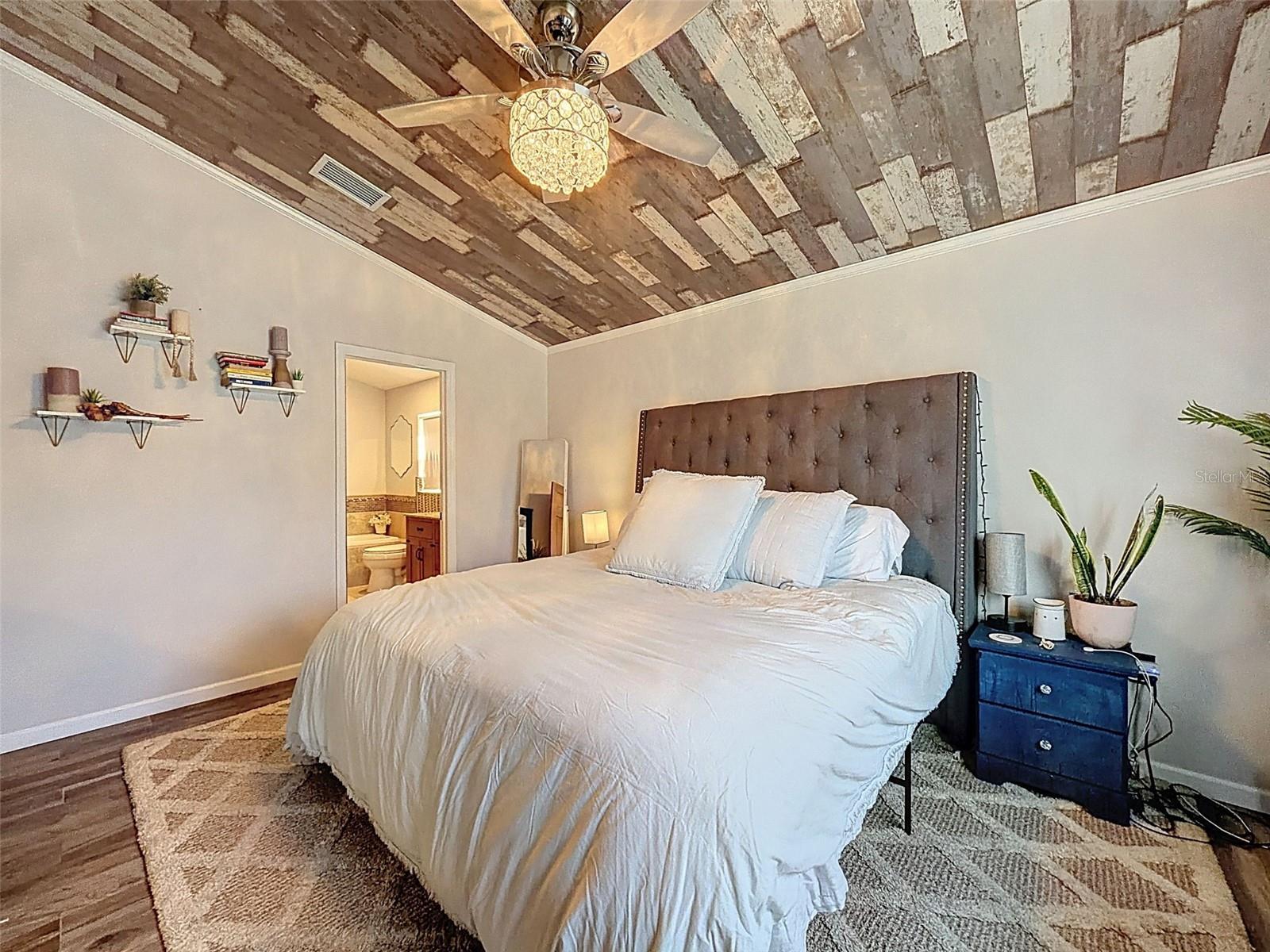 Image 25 of 54 For 890 Crestridge Circle