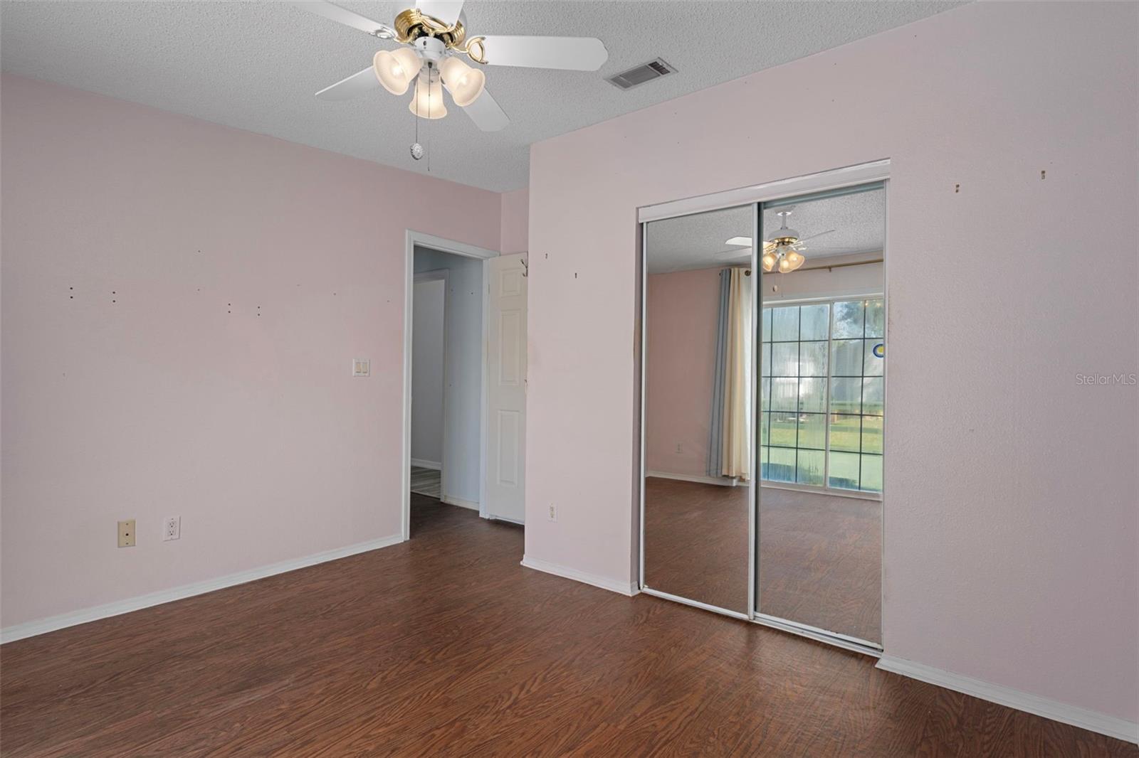 Image 39 of 50 For 2005 Lake Linda Circle