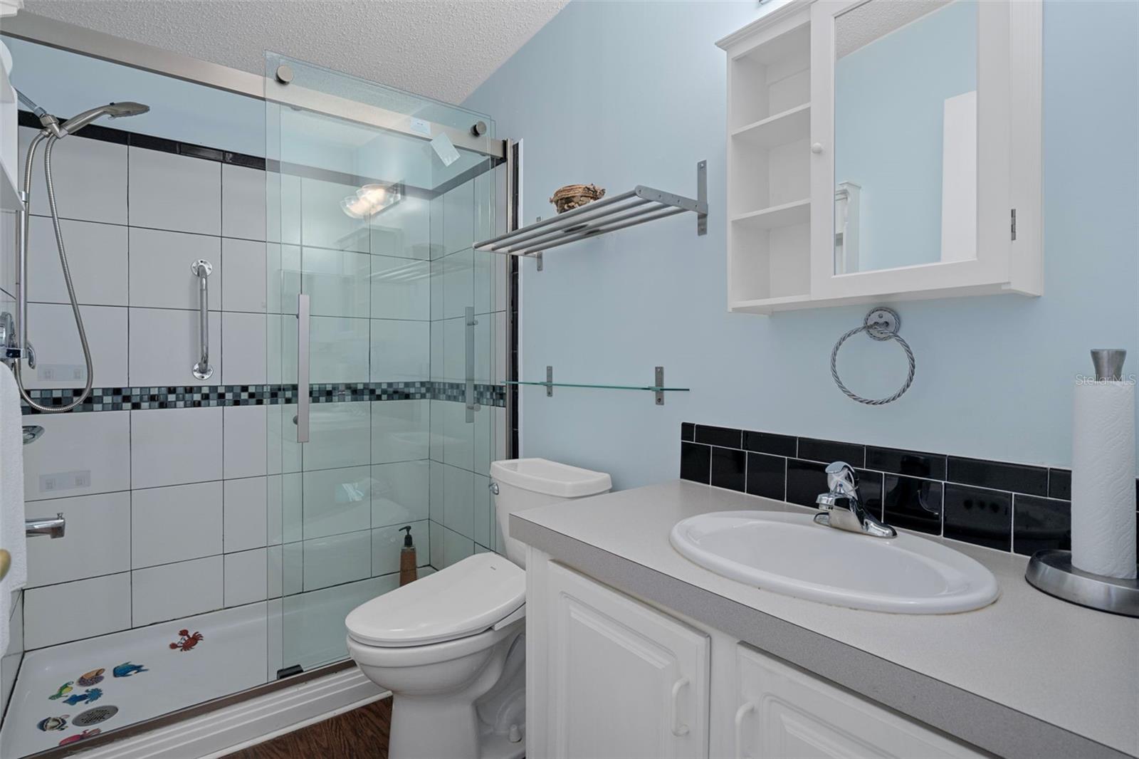 Image 40 of 50 For 2005 Lake Linda Circle