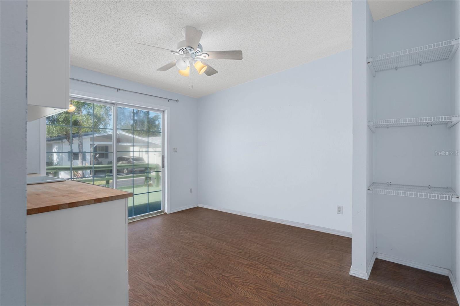 Image 41 of 50 For 2005 Lake Linda Circle