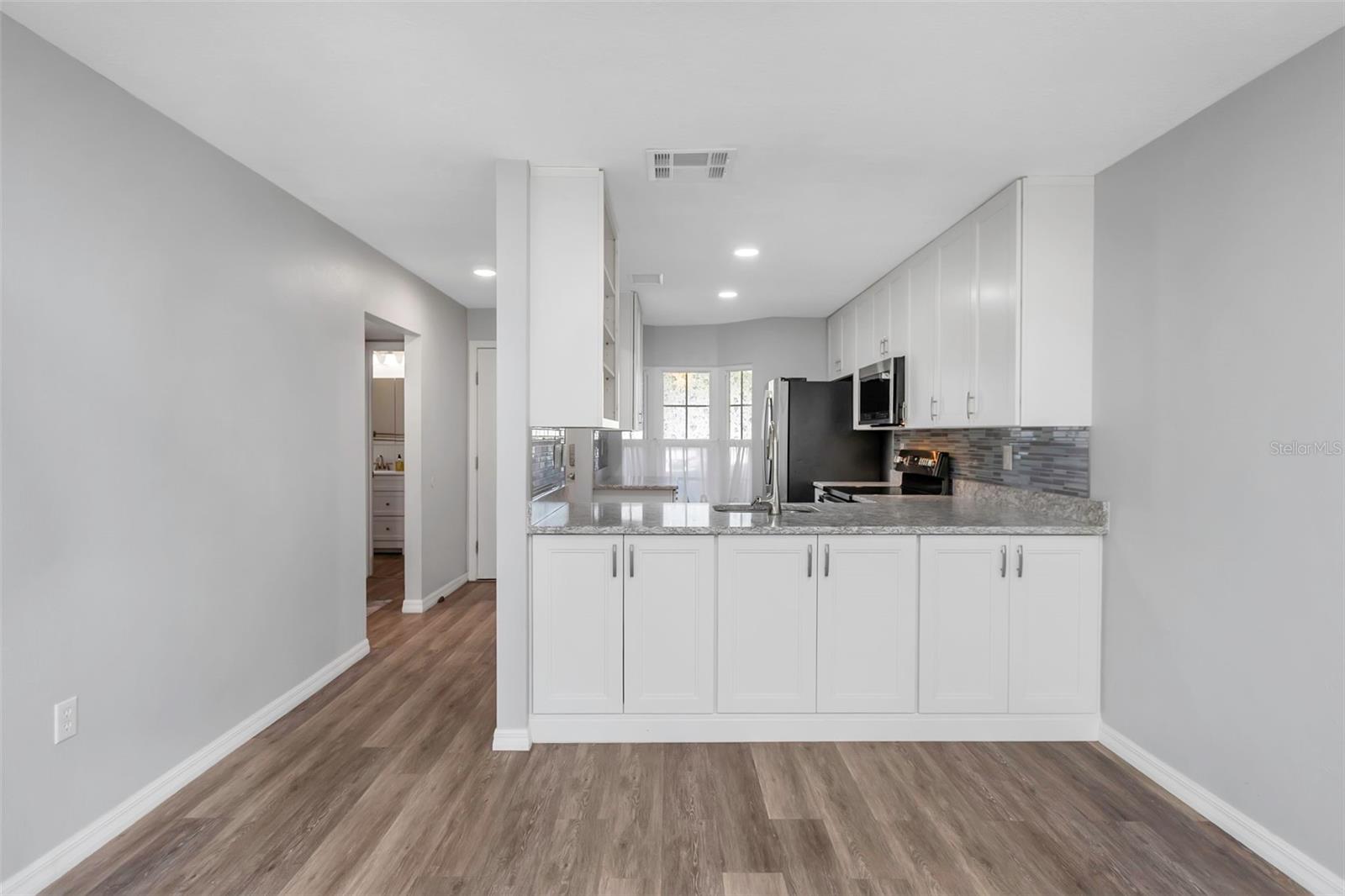 Image 16 of 45 For 6520 Thicket Trail