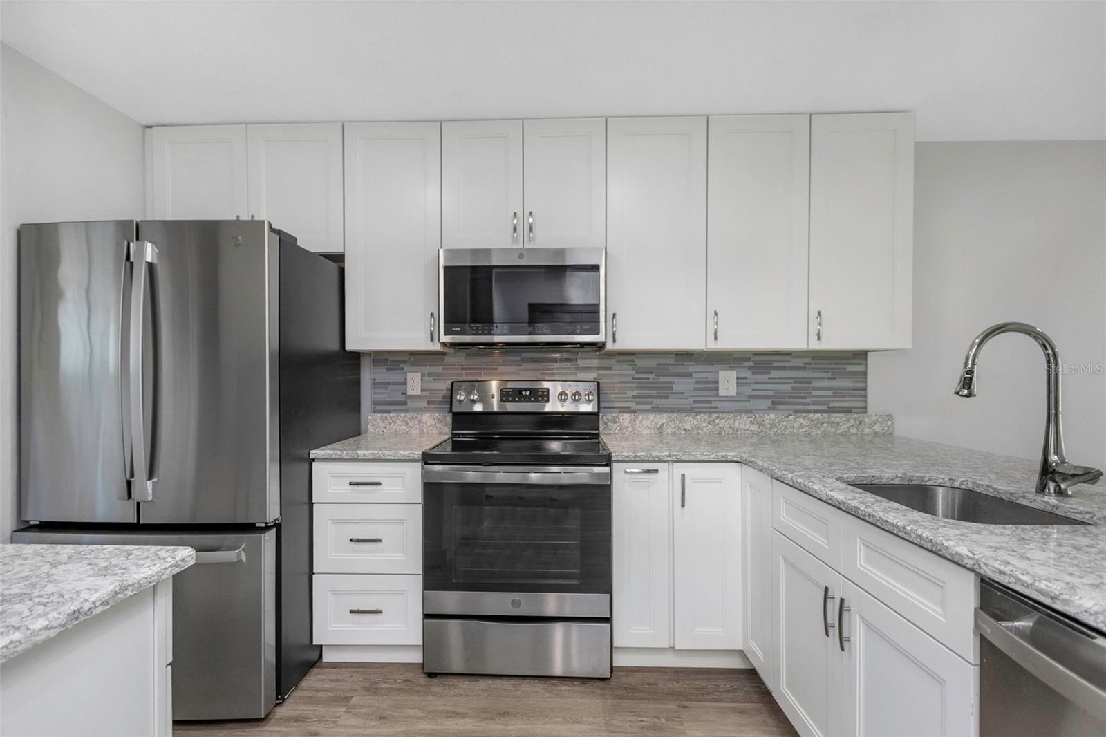 Image 22 of 45 For 6520 Thicket Trail