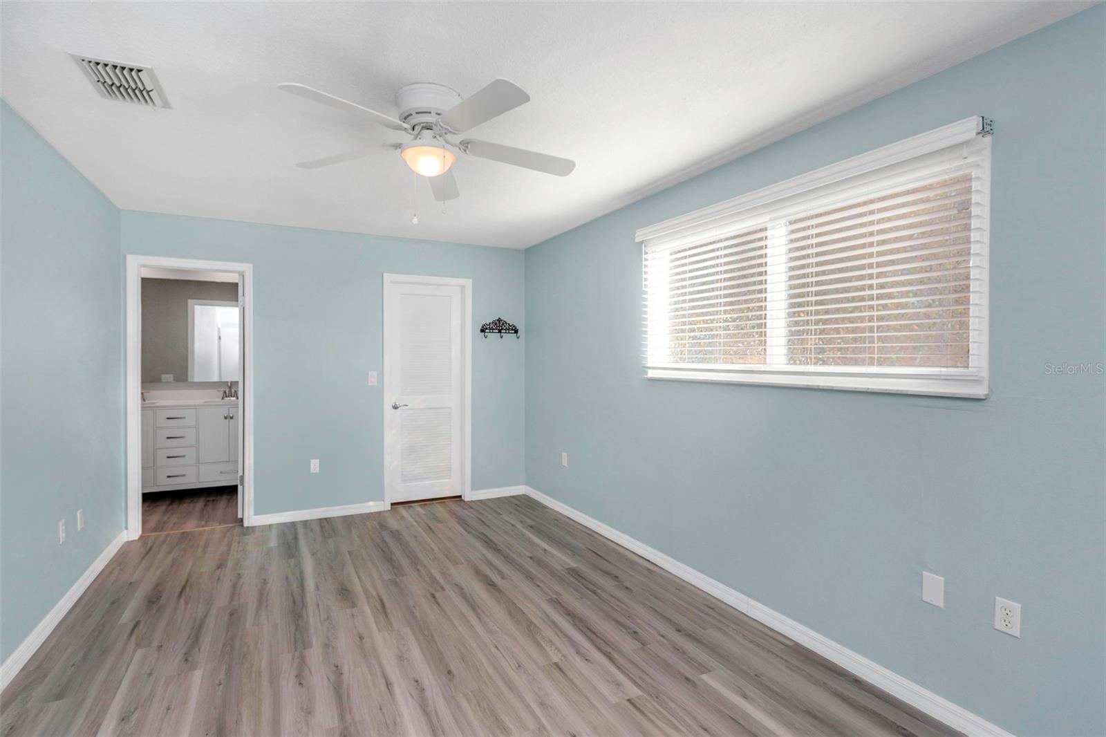 Image 35 of 45 For 6520 Thicket Trail