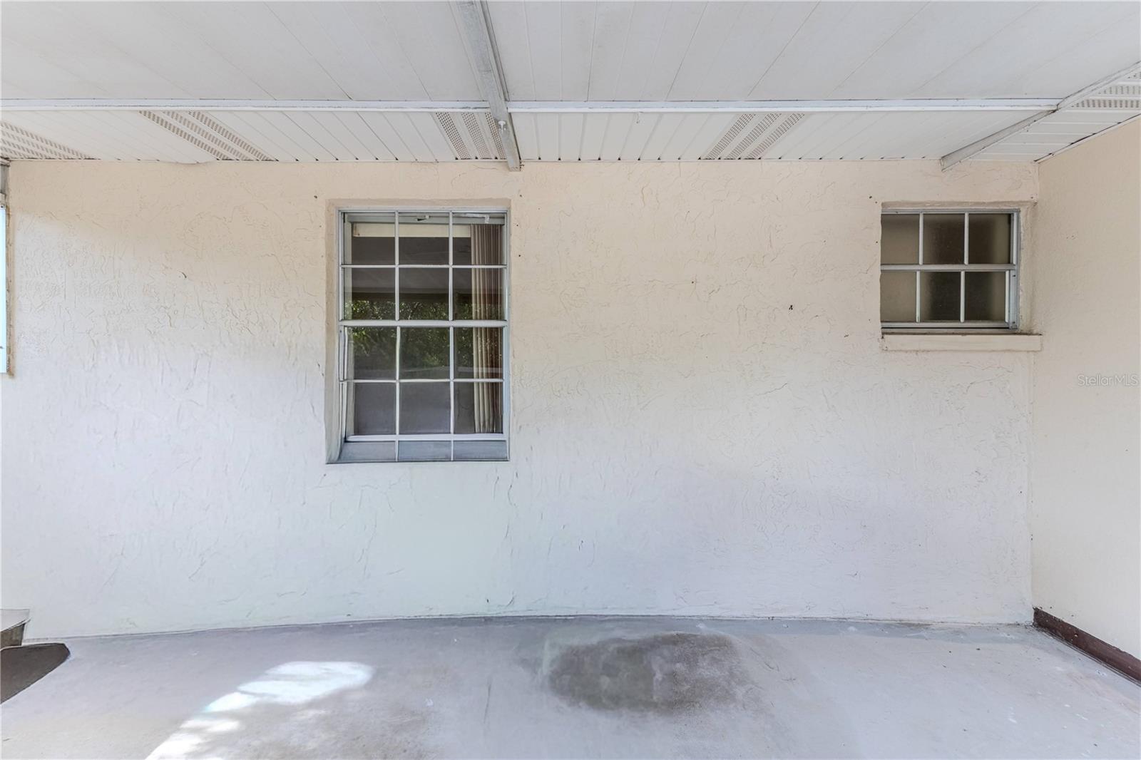 Image 37 of 45 For 9249 Northcliffe Boulevard