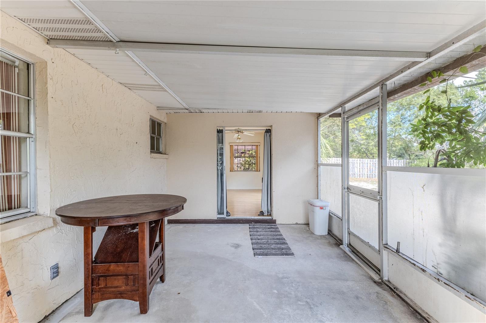 Image 39 of 45 For 9249 Northcliffe Boulevard