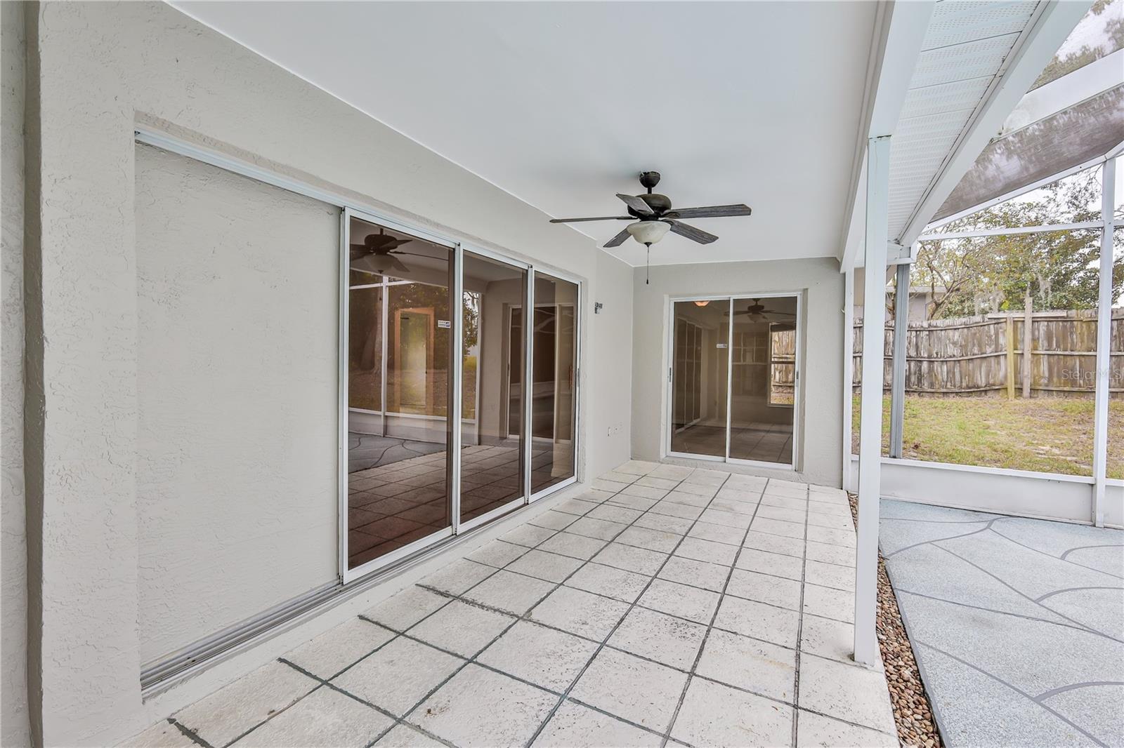 Listing photo id 33 for 2489 Amherst Avenue