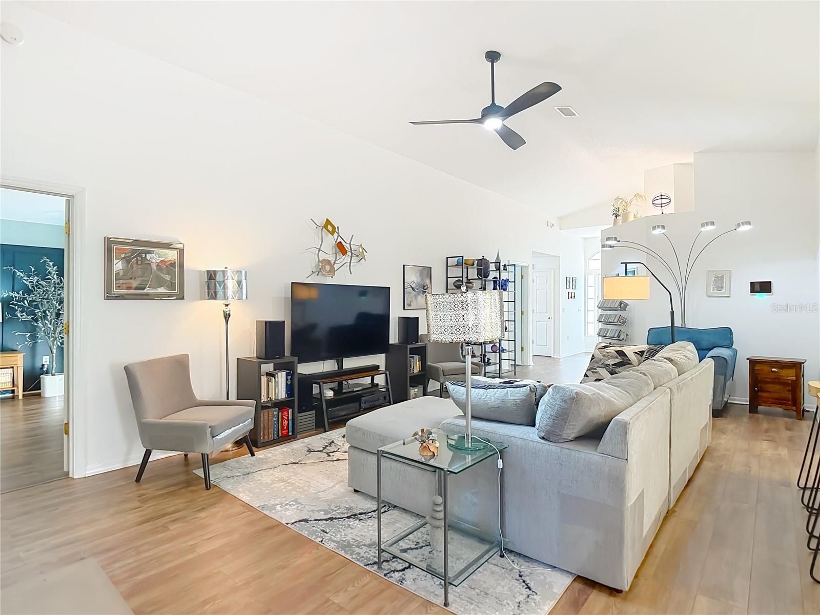 Image 14 of 65 For 11005 Millbury Court