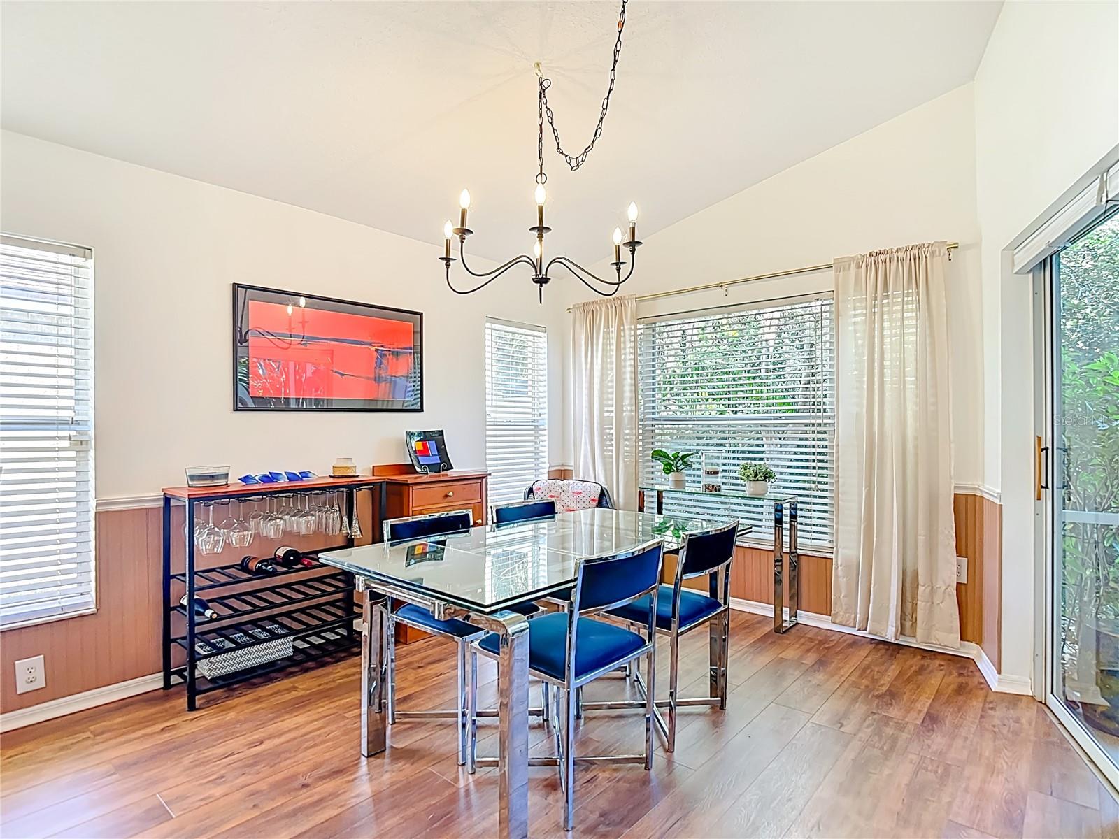 Image 29 of 65 For 11005 Millbury Court