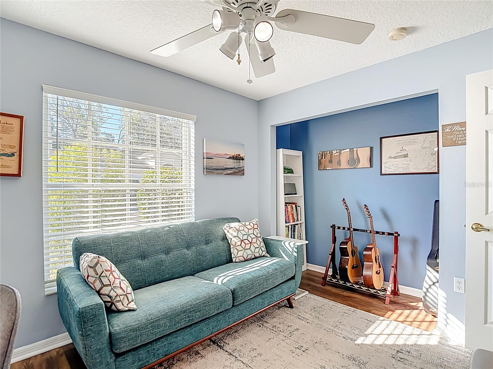 Image 36 of 65 For 11005 Millbury Court