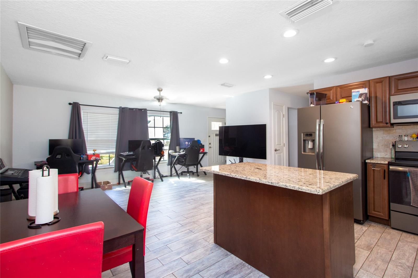 Image 8 of 25 For 6447 Brandy Drive