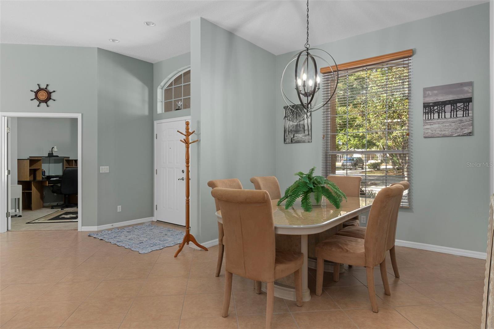 Image 25 of 72 For 1370 Cleveland Street