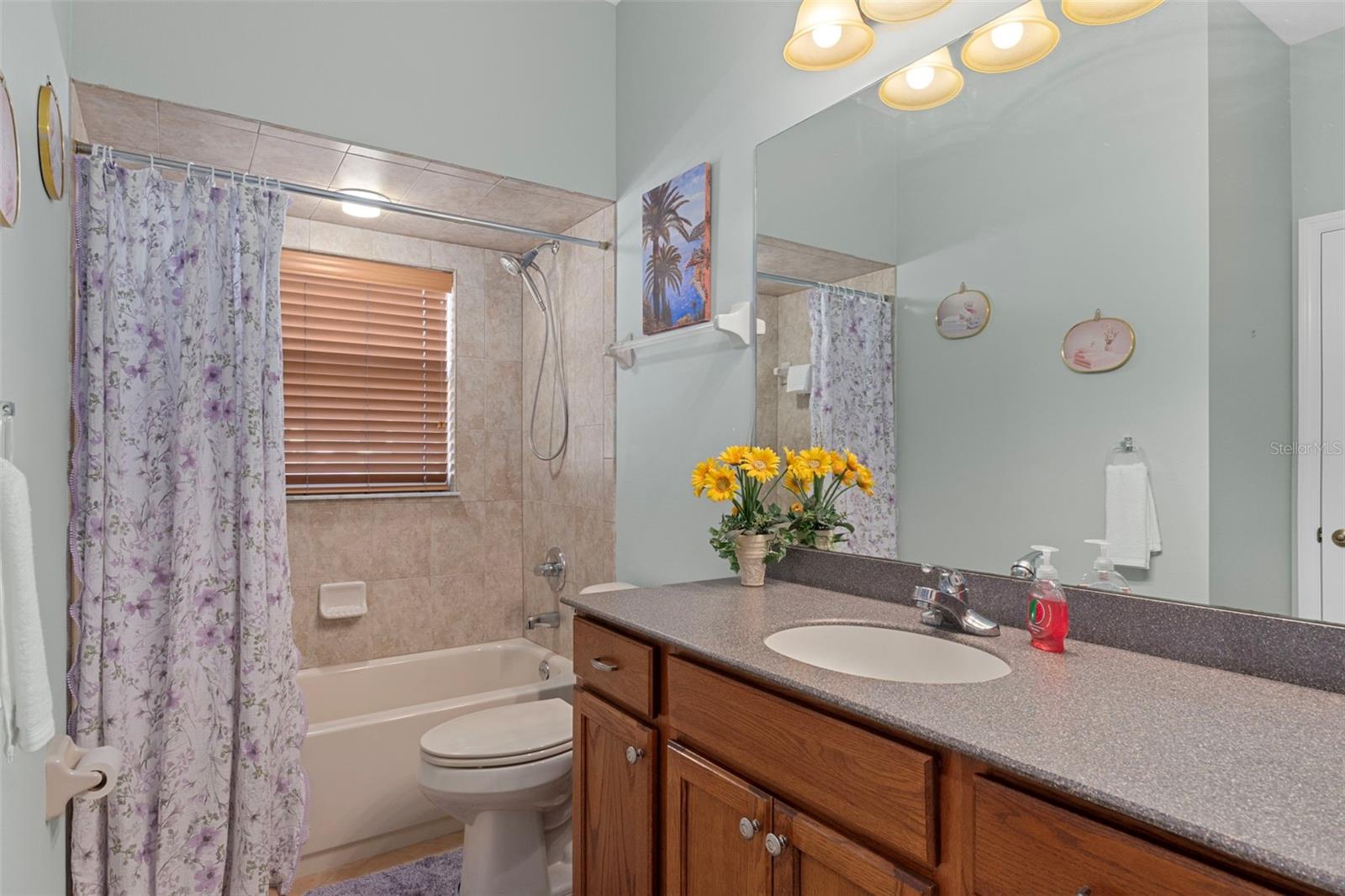 Image 40 of 72 For 1370 Cleveland Street