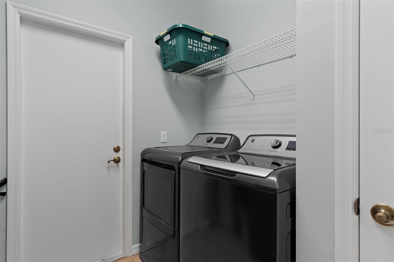 Image 49 of 72 For 1370 Cleveland Street