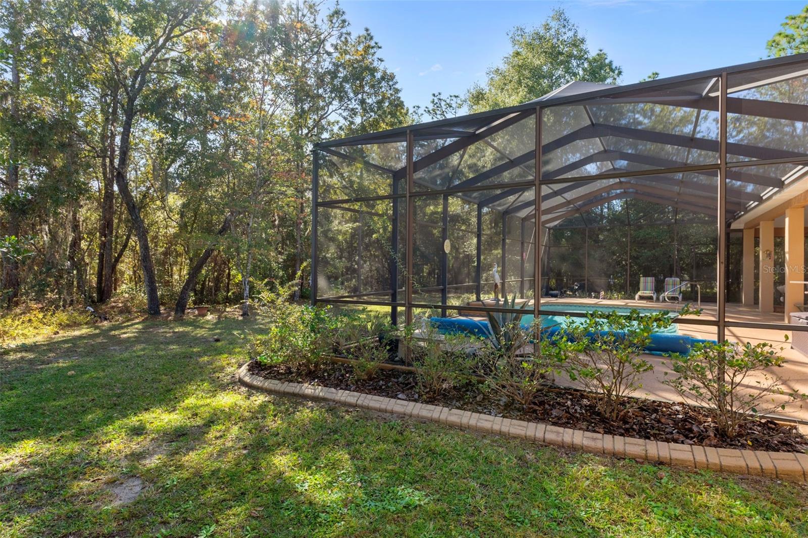 Image 61 of 72 For 1370 Cleveland Street