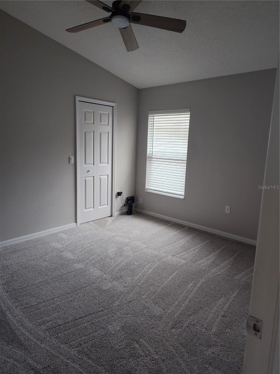 Image 22 of 25 For 11118 Heathrow Avenue