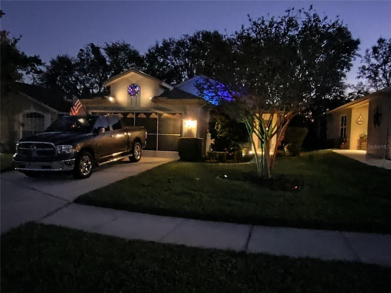 Image 5 of 25 For 11118 Heathrow Avenue