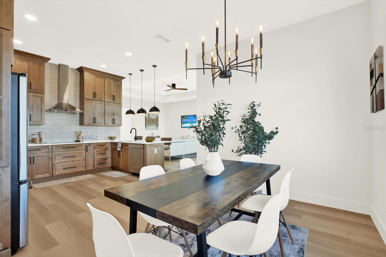 Listing photo id 15 for 3431 Palometa Drive