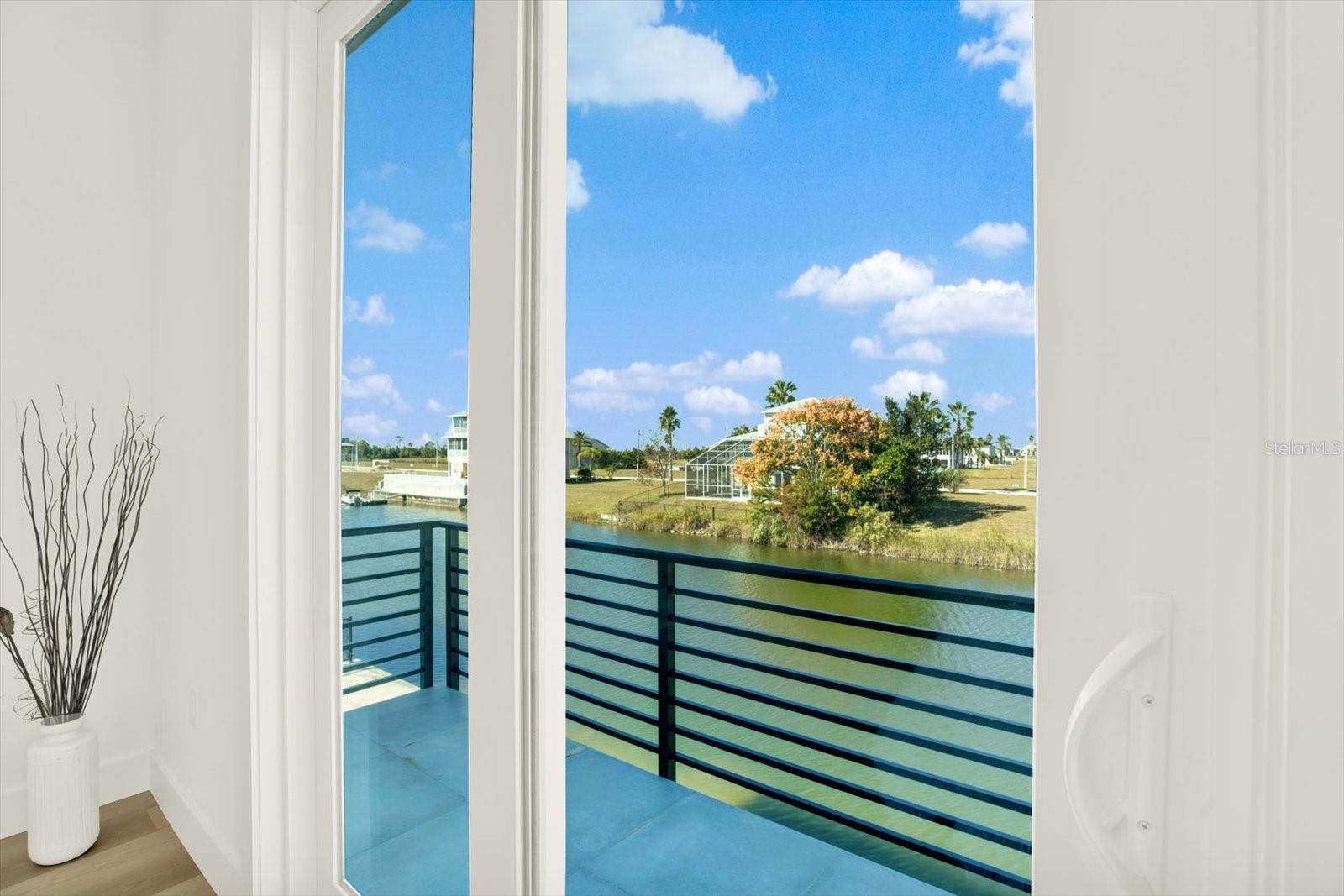 Listing photo id 21 for 3431 Palometa Drive