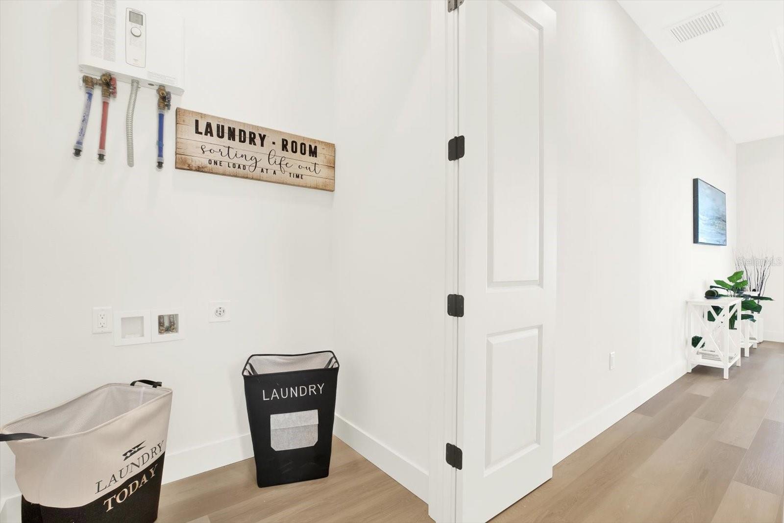 Listing photo id 31 for 3431 Palometa Drive