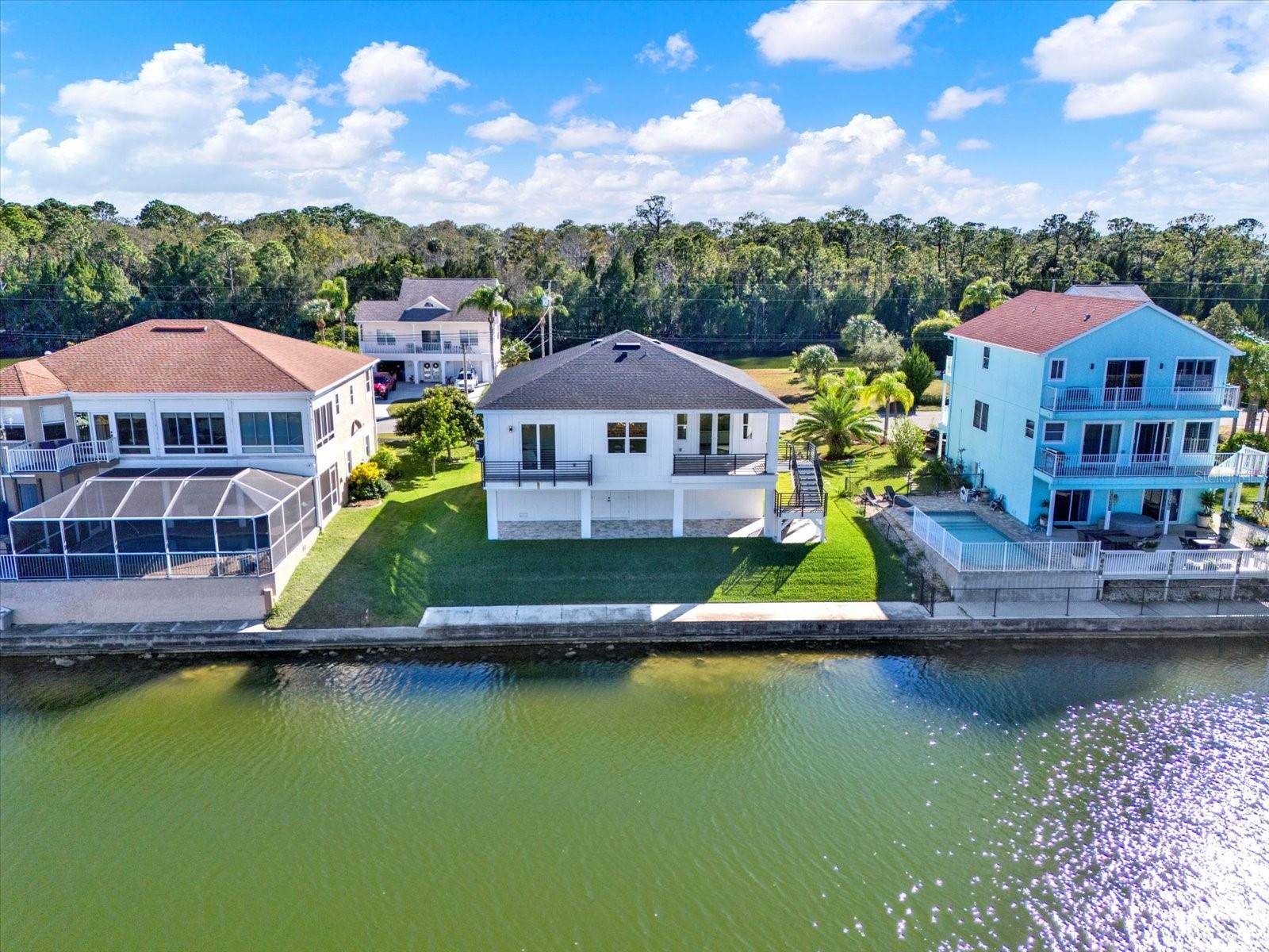 Listing photo id 36 for 3431 Palometa Drive