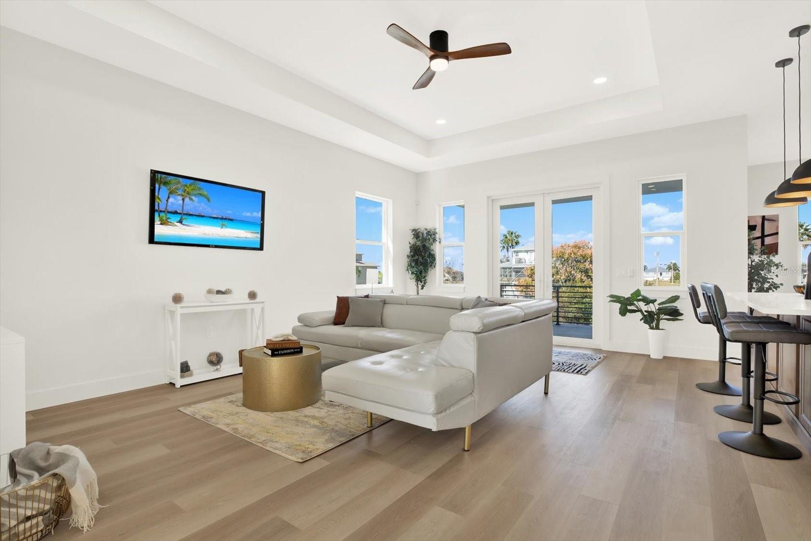 Listing photo id 6 for 3431 Palometa Drive