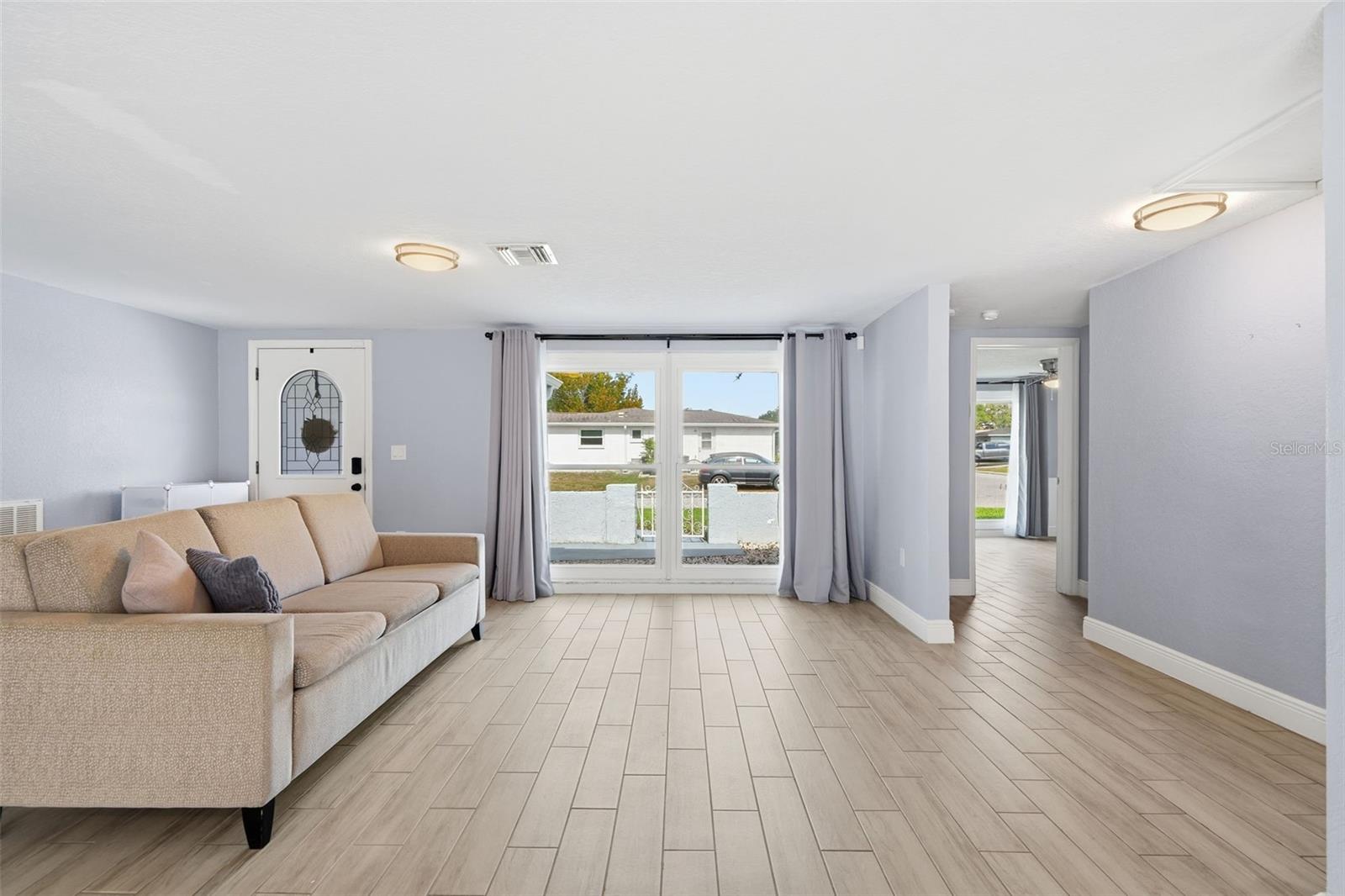 Image 11 of 37 For 7540 San Moritz Drive