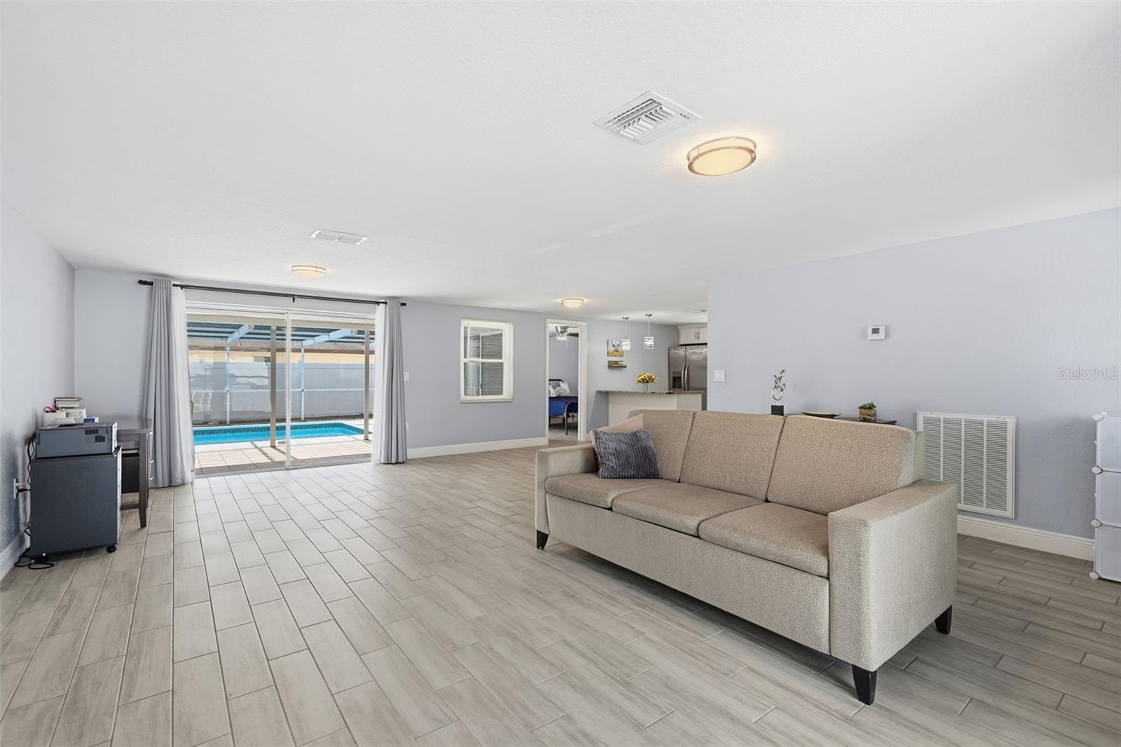 Image 12 of 37 For 7540 San Moritz Drive