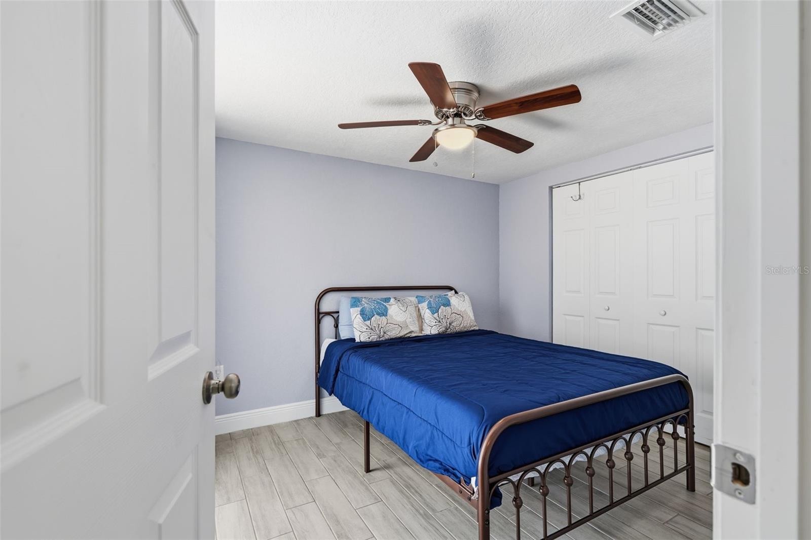 Image 17 of 37 For 7540 San Moritz Drive