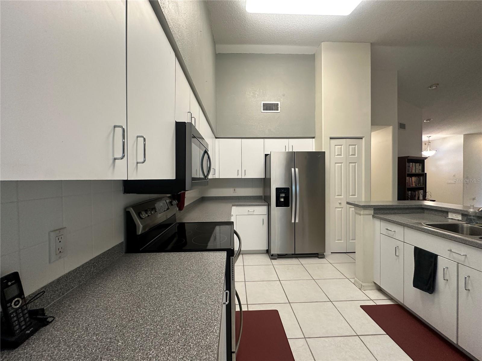 Image 15 of 61 For 18523 Queen Brooks Court