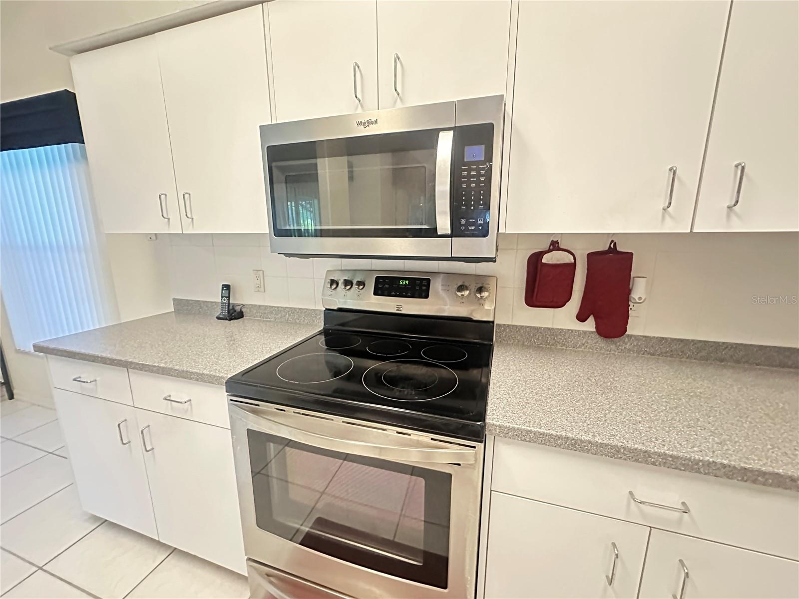 Image 18 of 61 For 18523 Queen Brooks Court