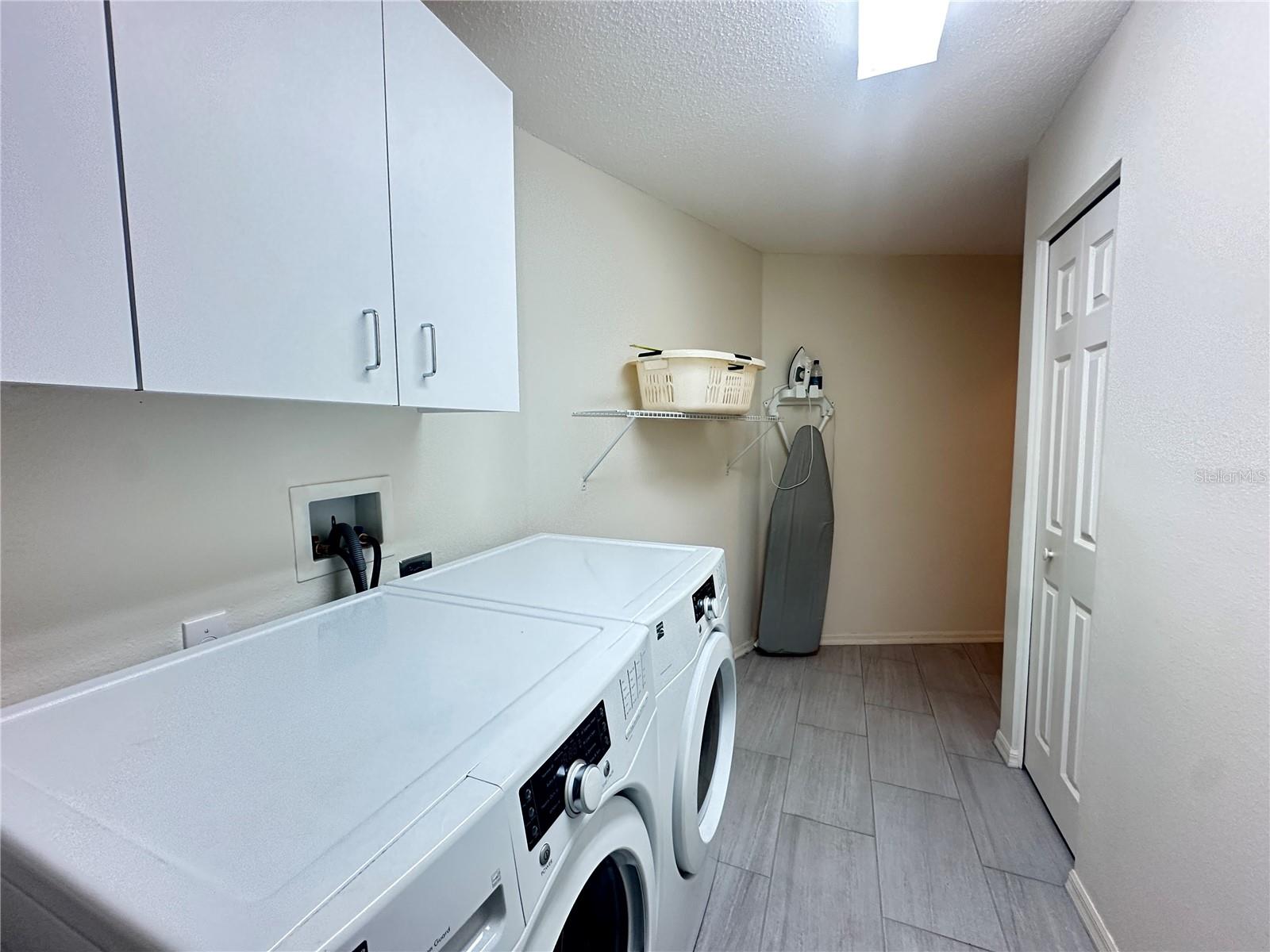 Image 43 of 61 For 18523 Queen Brooks Court