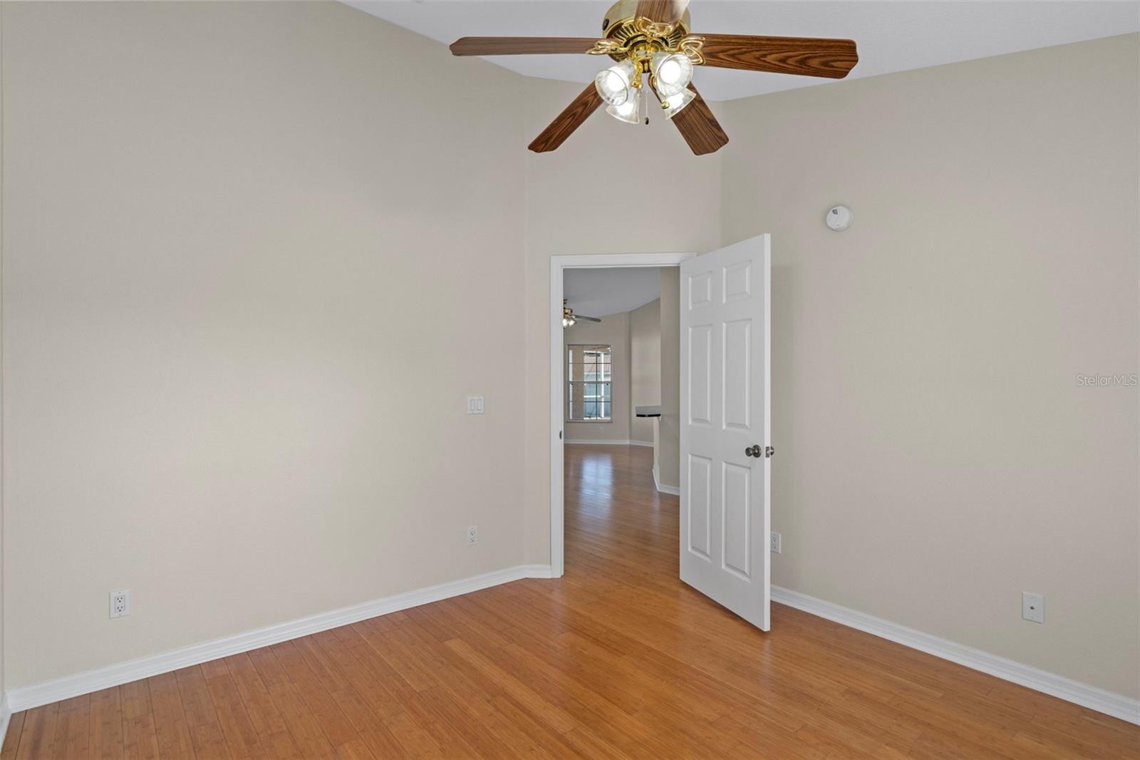 Image 31 of 65 For 10248 Dusty Hill Loop