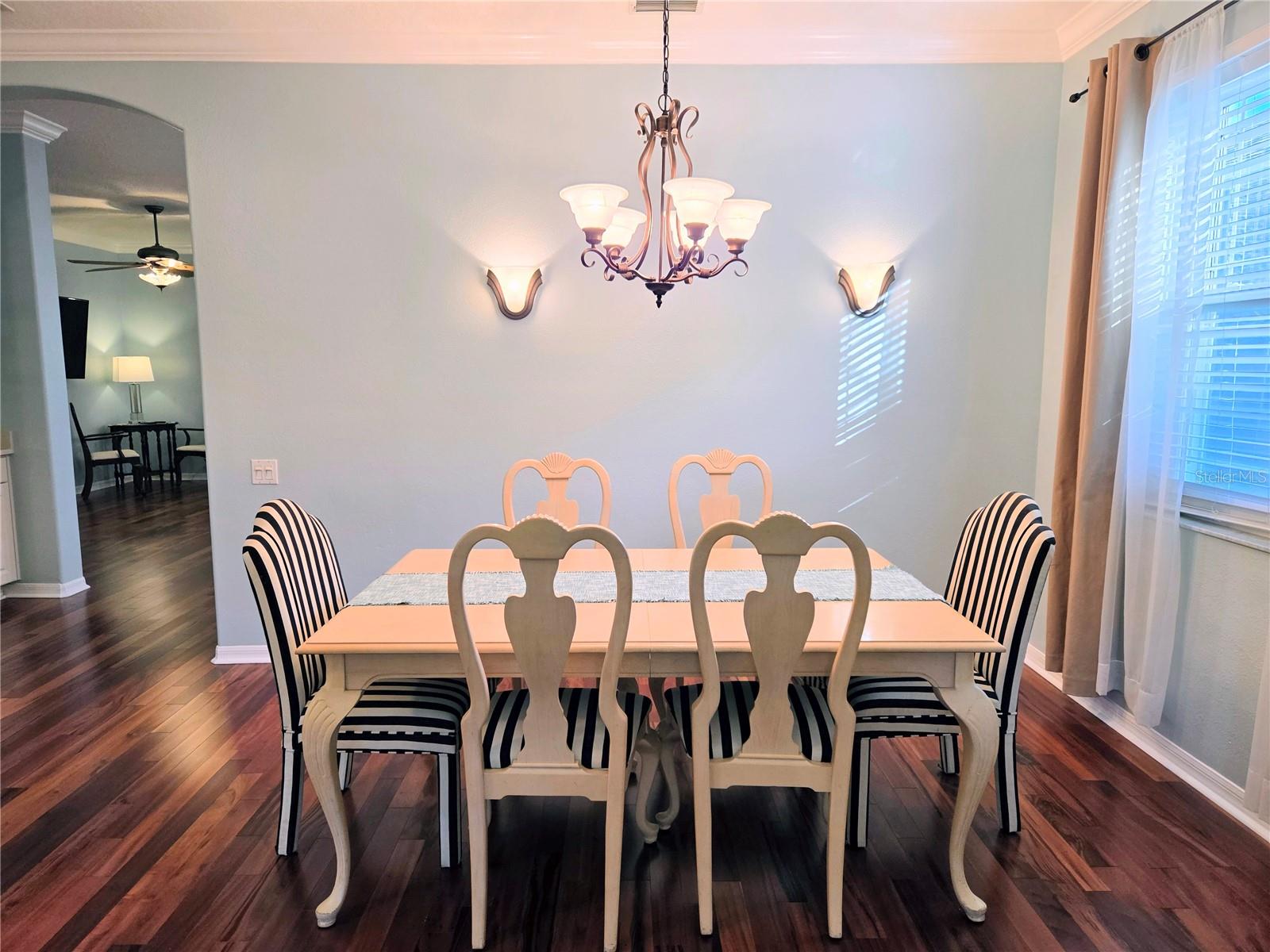 Image 13 of 36 For 14820 Potterton Circle