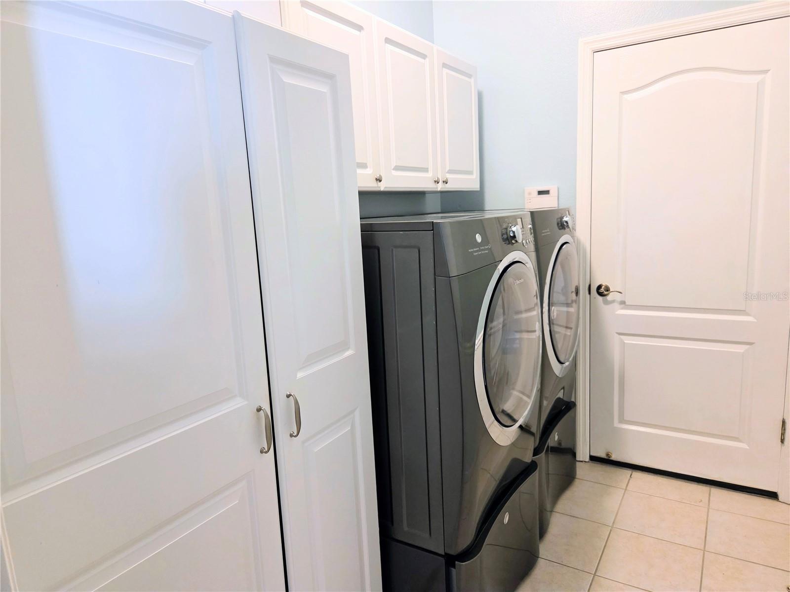 Image 26 of 36 For 14820 Potterton Circle