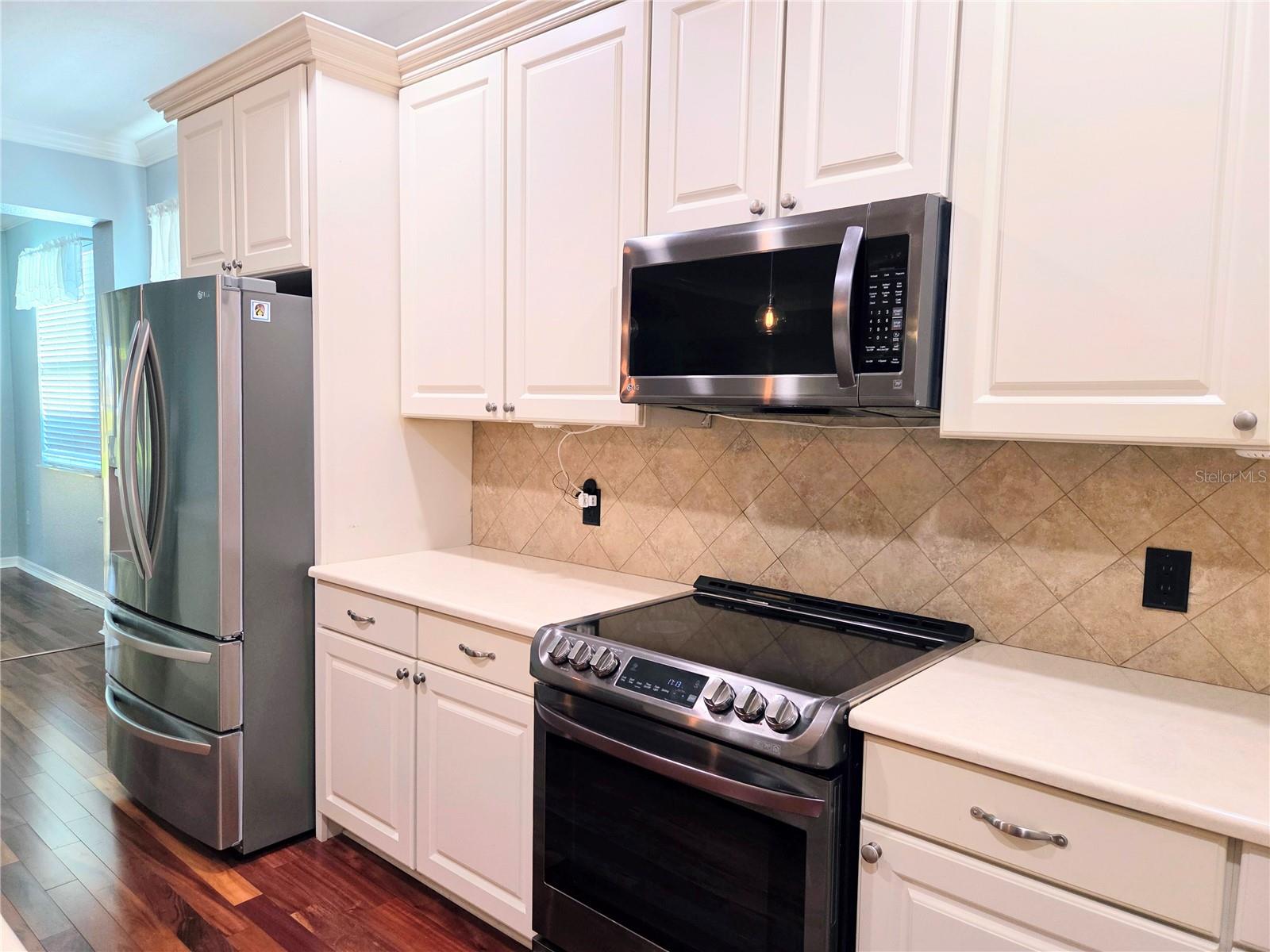 Image 9 of 36 For 14820 Potterton Circle