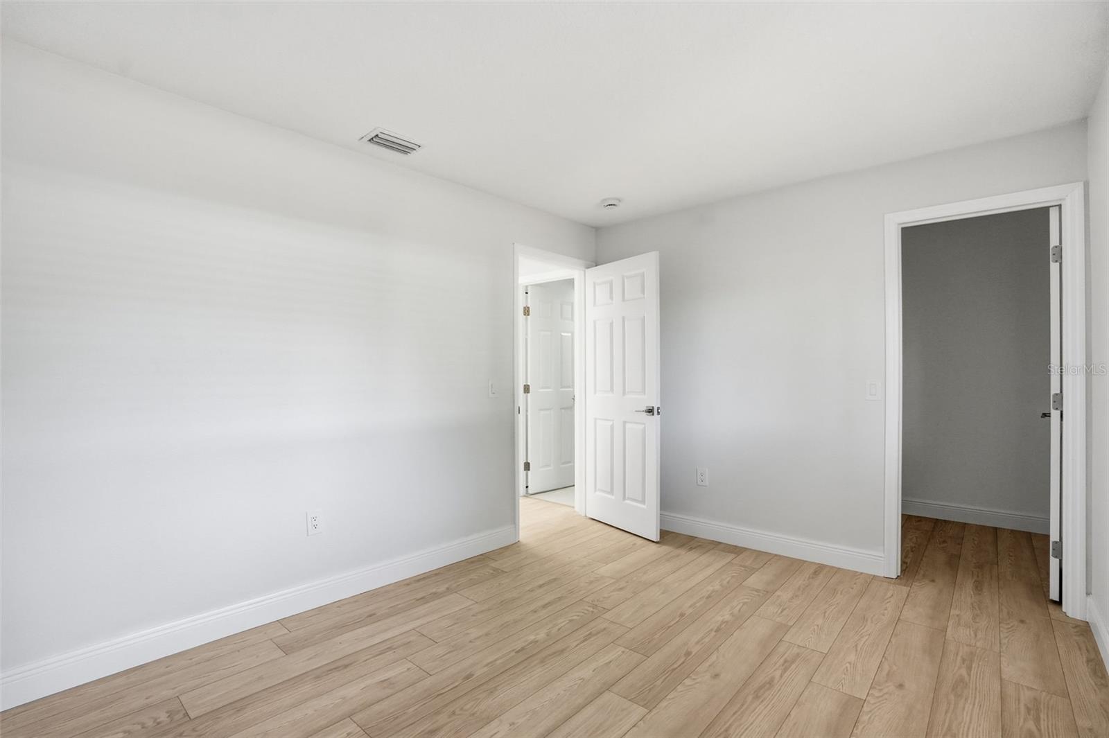 Image 28 of 47 For 14100 Olympic Village Lane